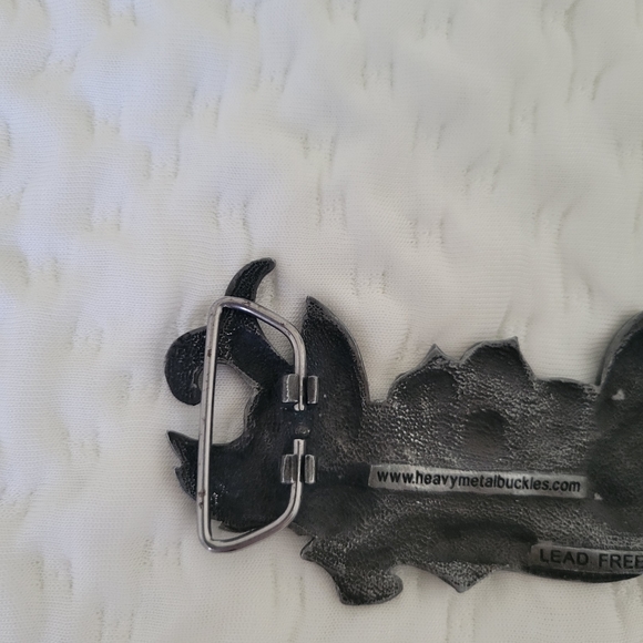 Metal belt buckle with a rose and sparrows - Picture 3 of 6